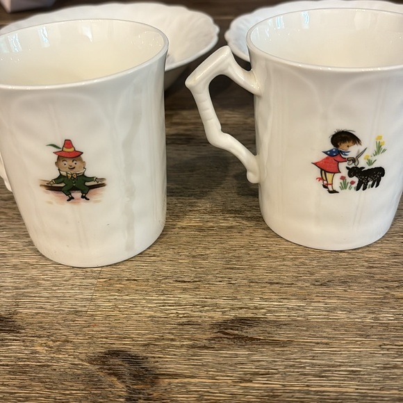 Vintage Aynsley Storybook China Set - Picture 6 of 8